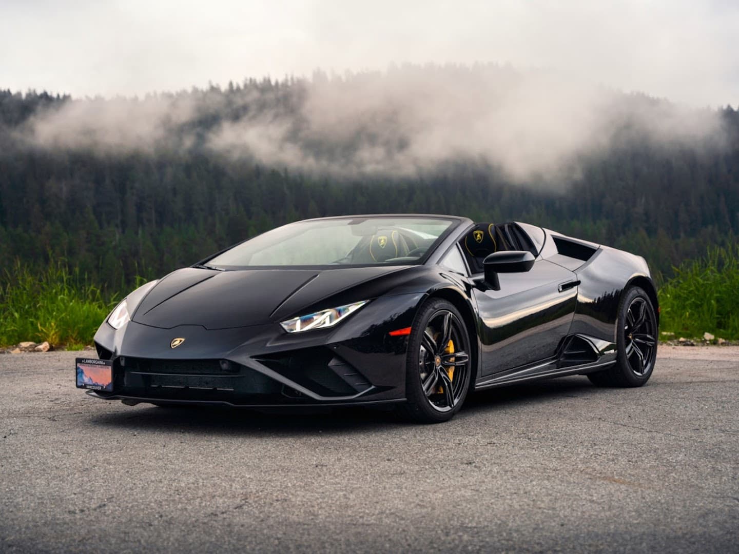 Zerosa Luxury Car Rental