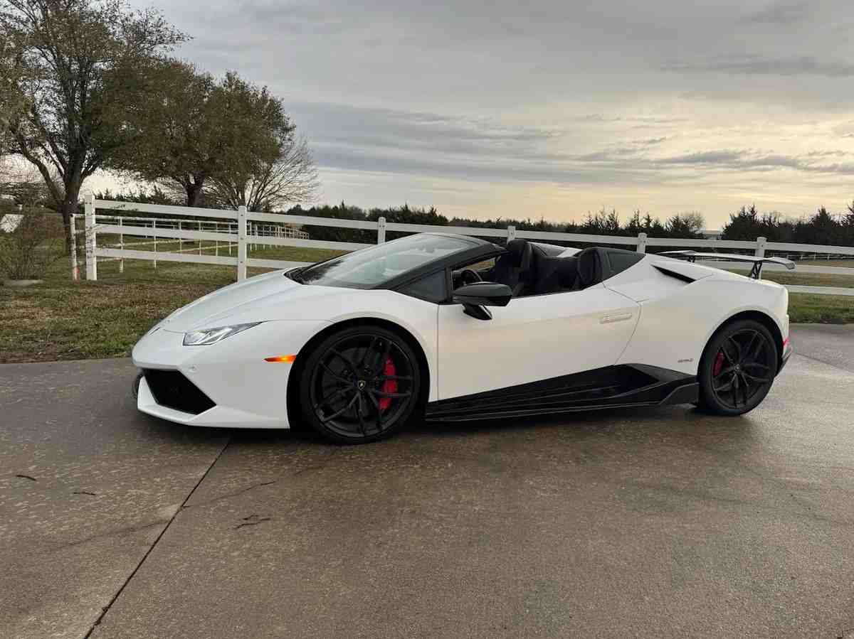 Luxury and exotic cars in Dallas