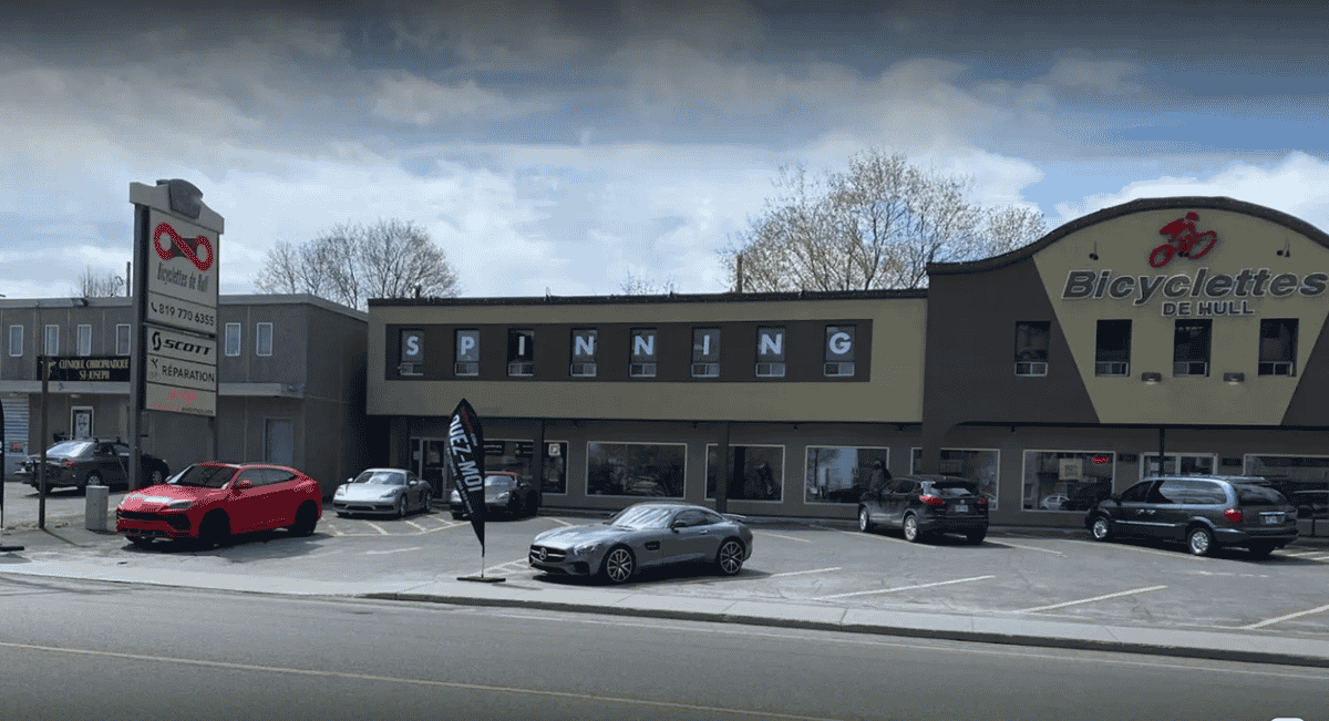 Luxury and exotic cars in Quebec City