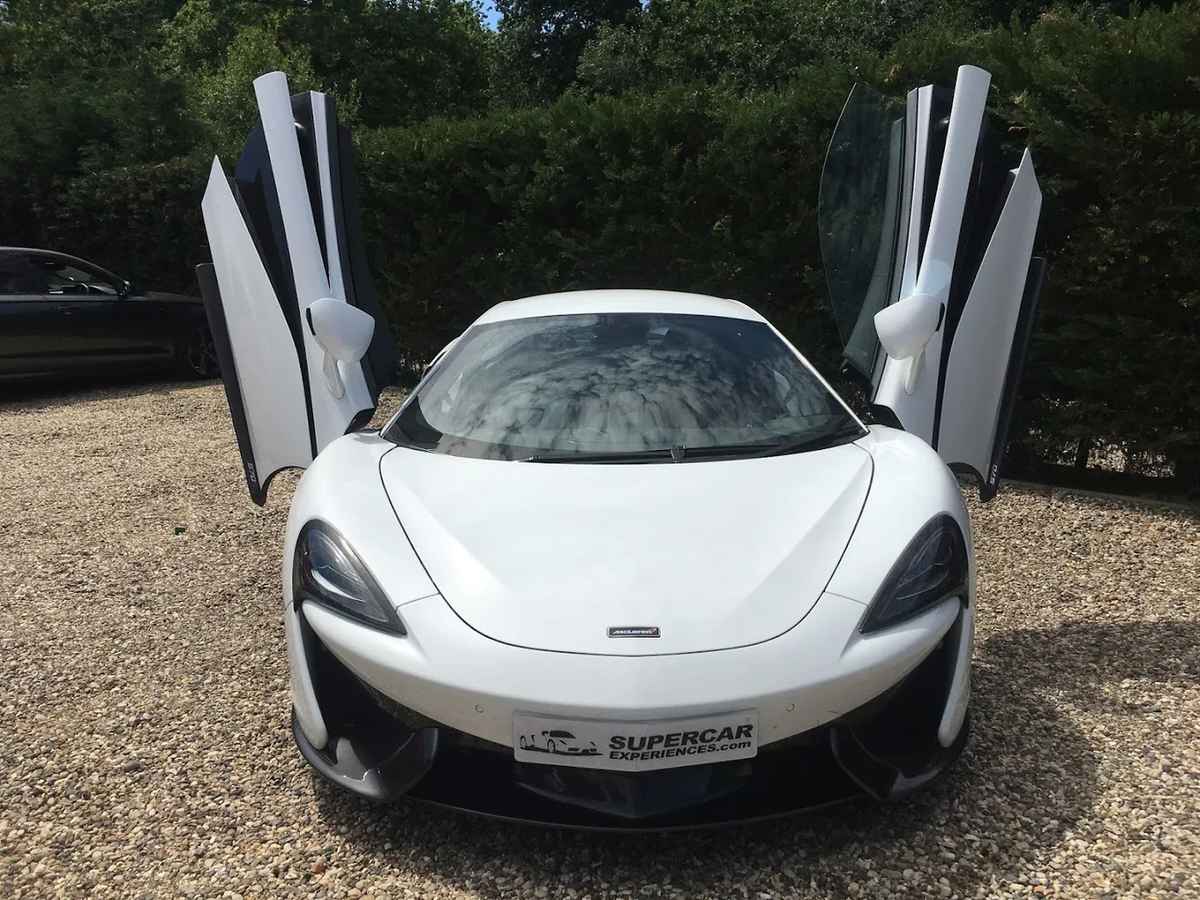 London: 27 Exotic Car Rentals | Luxury Exotic Rental