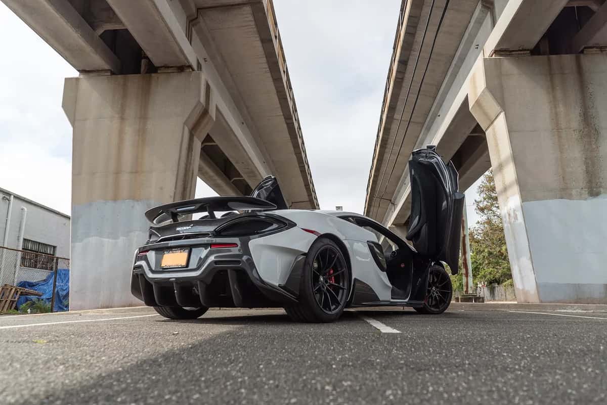 BluStreet Exotic Car Rentals cover