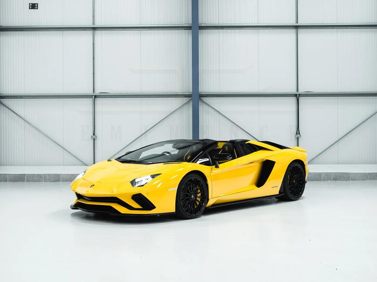 Eminence Supercar Hire: Home Eminence Supercar Hire: Home